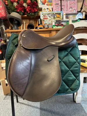 18”  Saferide Walsall English leather saddle Wide fit