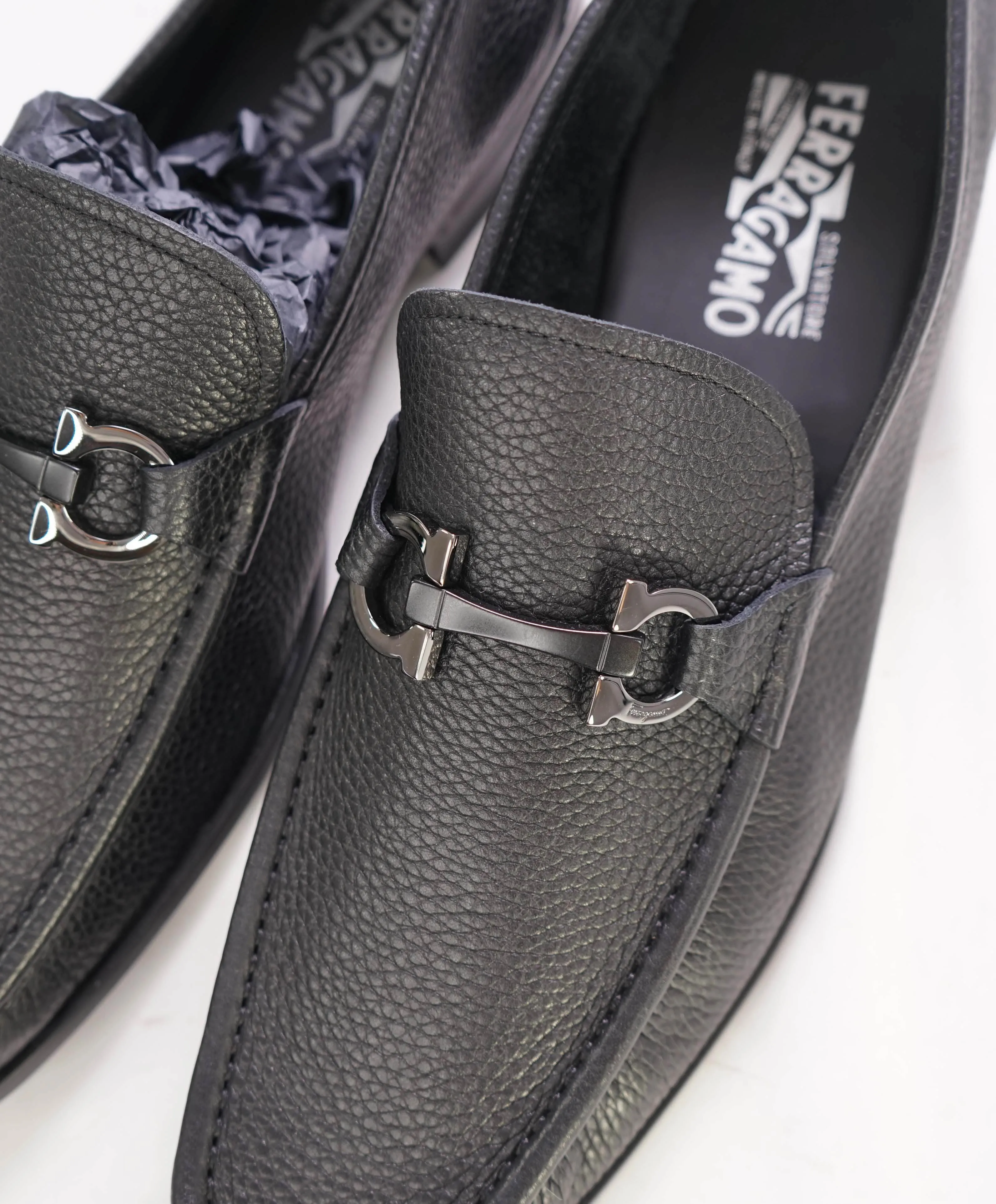 $850 SALVATORE FERRAGAMO - “GRANDIOSO" Gancini Bit Loafer Black Leather - 12 EE