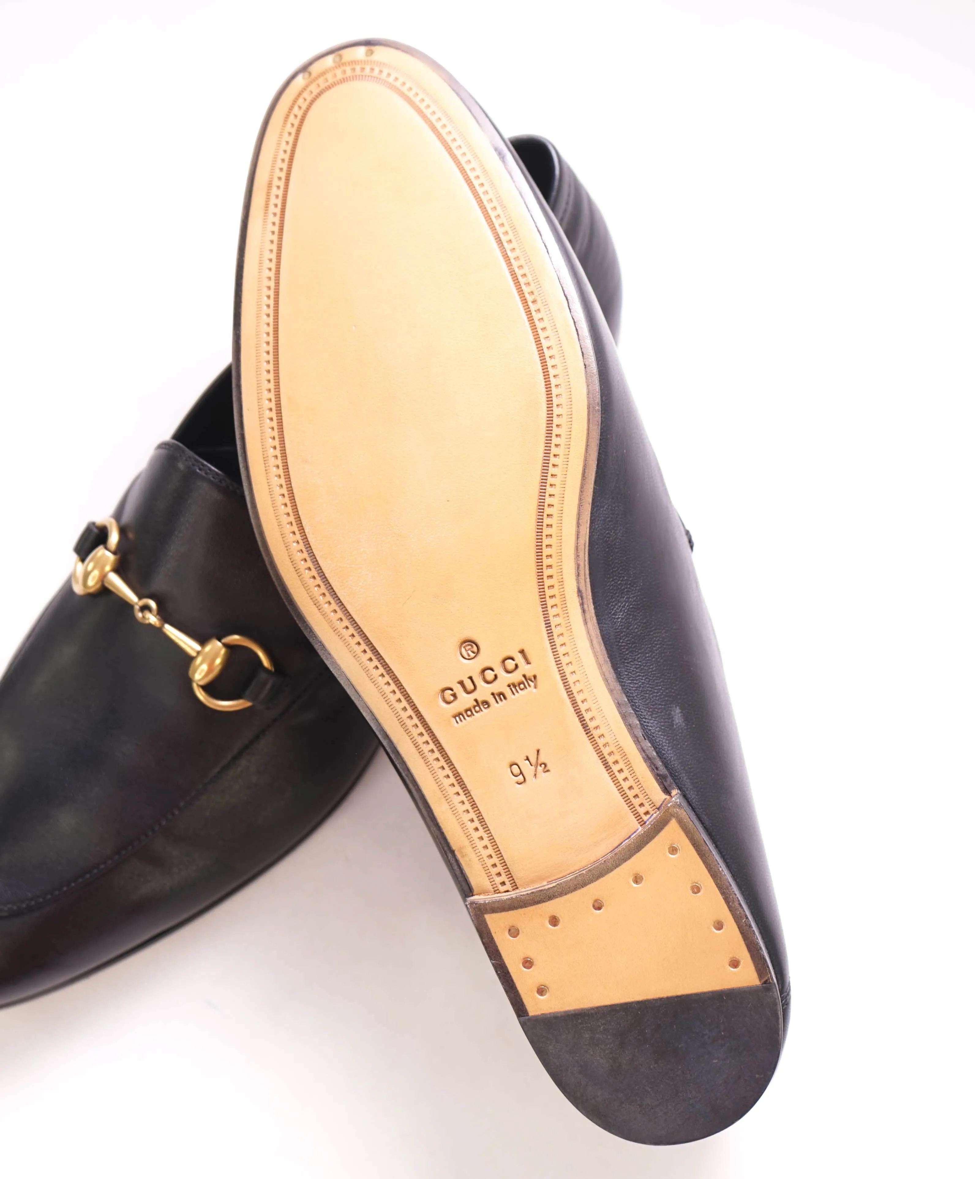 $920 GUCCI - "BRIXTON" Black/Gold ICONIC Horsebit Leather Loafers - 10US (9.5G)