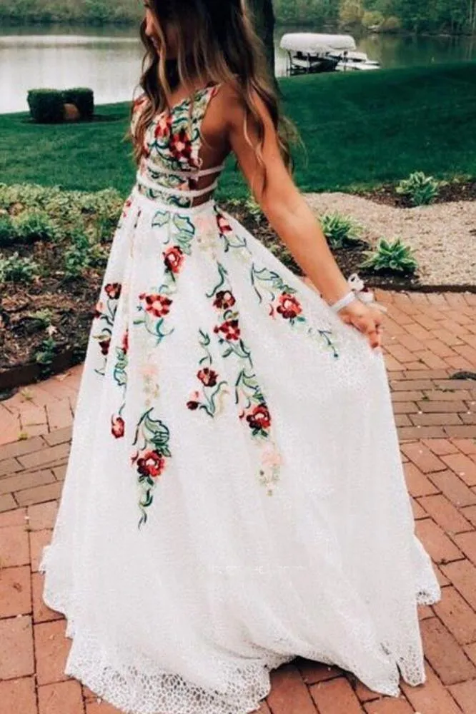 A Line V Neck Ivory Lace Prom Dresses with Embroidery Printed Evening Dresse PG901