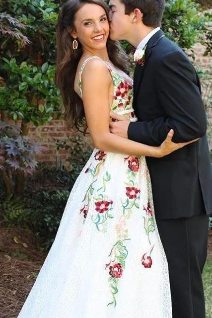 A Line V Neck Ivory Lace Prom Dresses with Embroidery Printed Evening Dresse PG901