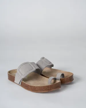amie sandal - moon castoro