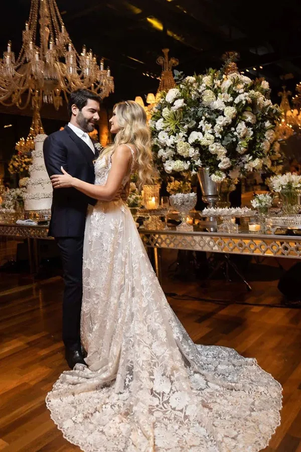 Ball Gown Lace Wedding Dress With Detachable Long Sleeves Bolero TN358