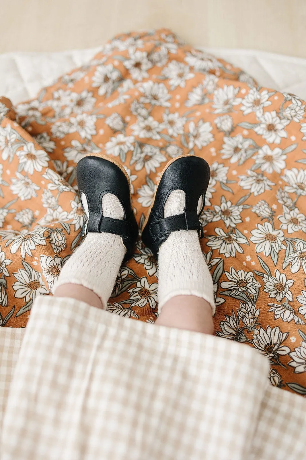 Black - Classic T-Bar - US Size 1-4 - Soft Sole