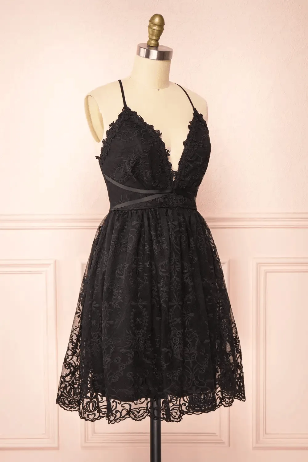Black Lace Straps A-line Short Party Dress Lace Homecoming Dresses HD0175