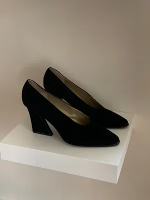 Black vintage YSL pumps