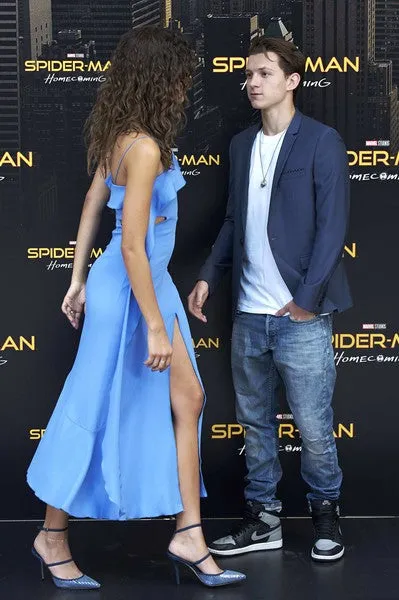 Blue Zendaya Coleman Spaghetti Straps Asymmetrical Dress Waist Cutout Prom Celebrity Evening Dress 'Spider-Man Homecoming' photocall