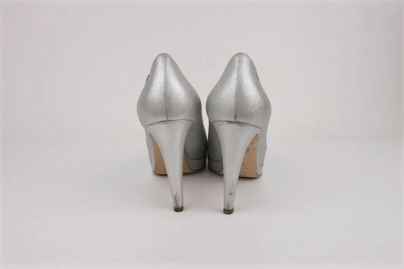 Chanel 15C Cap Toe Platform Pumps Silver Metallic & Black Leather Size 38.5