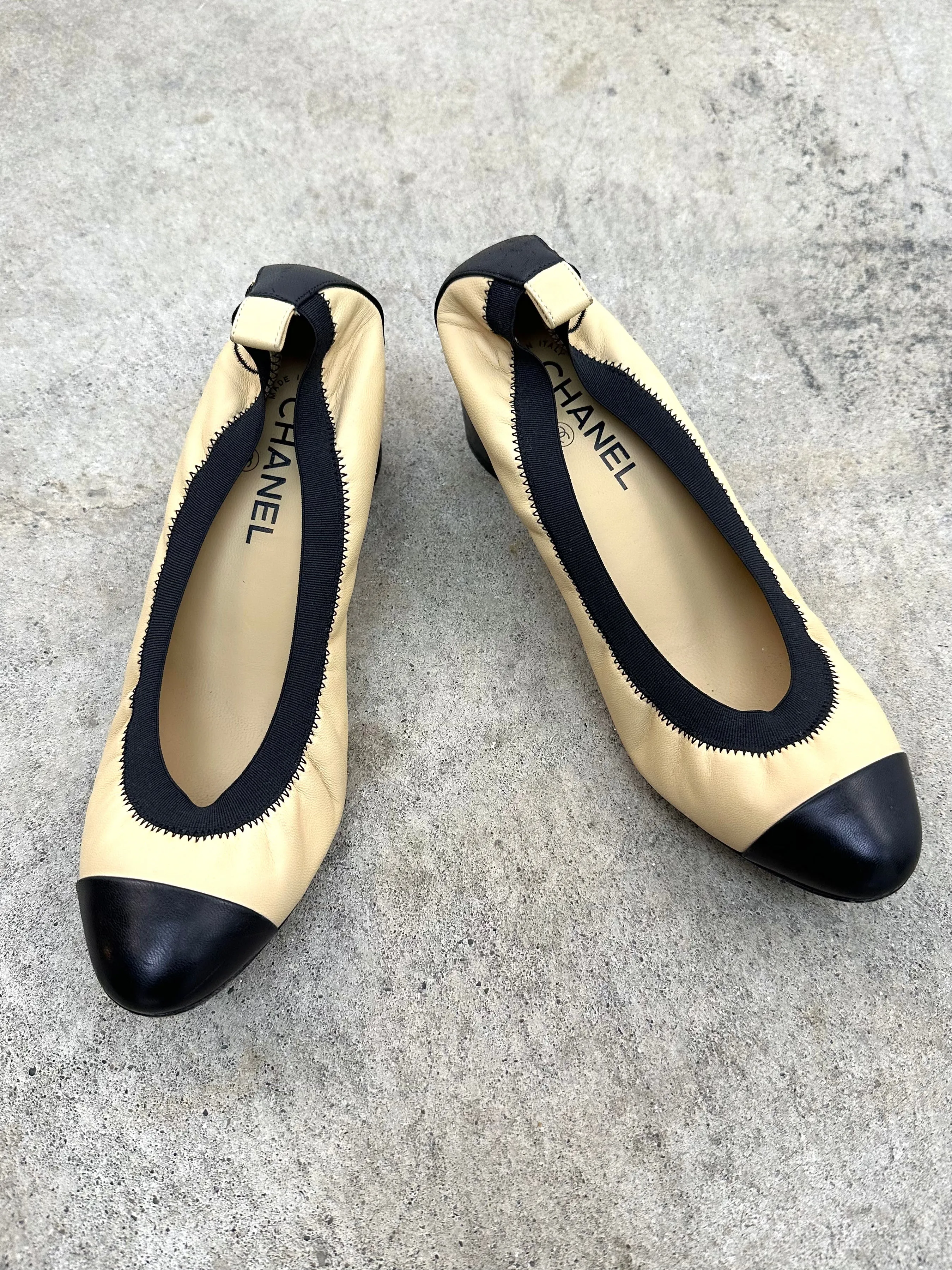 Chanel Cap Toe Glove Pumps*