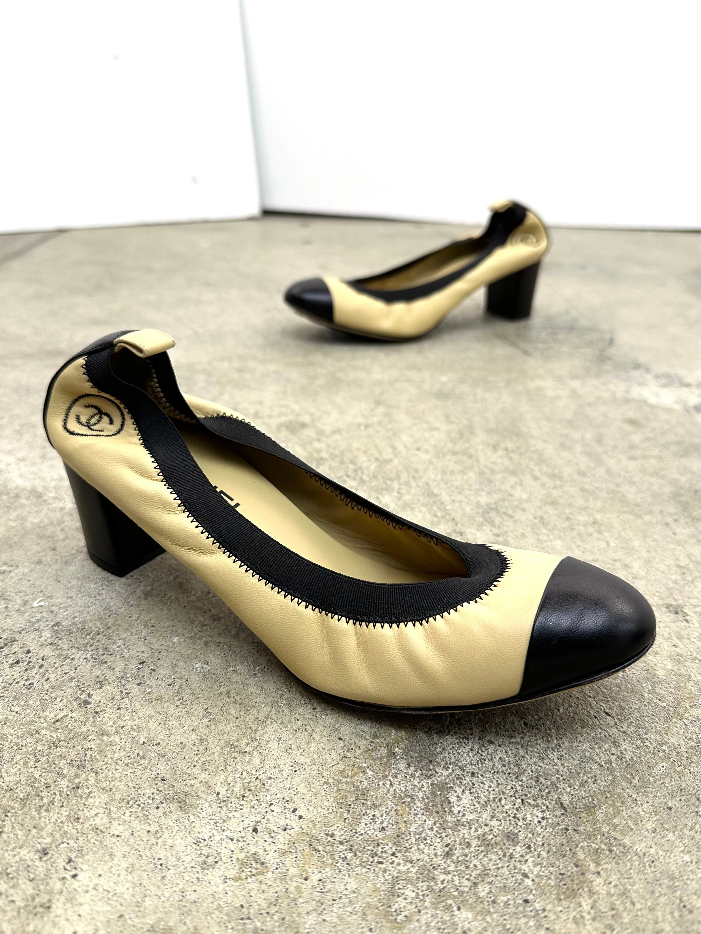 Chanel Cap Toe Glove Pumps*