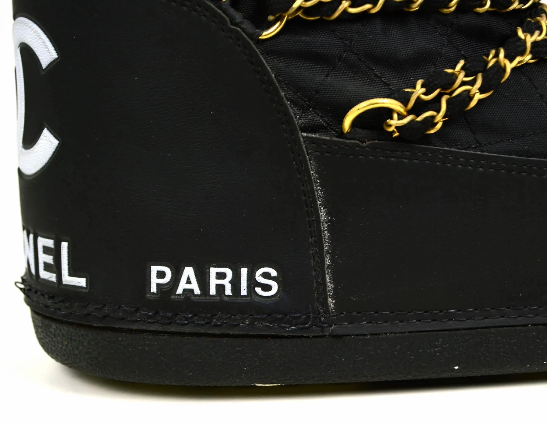 Chanel Iconic 90’s Vintage Moon Boots sz 41-43