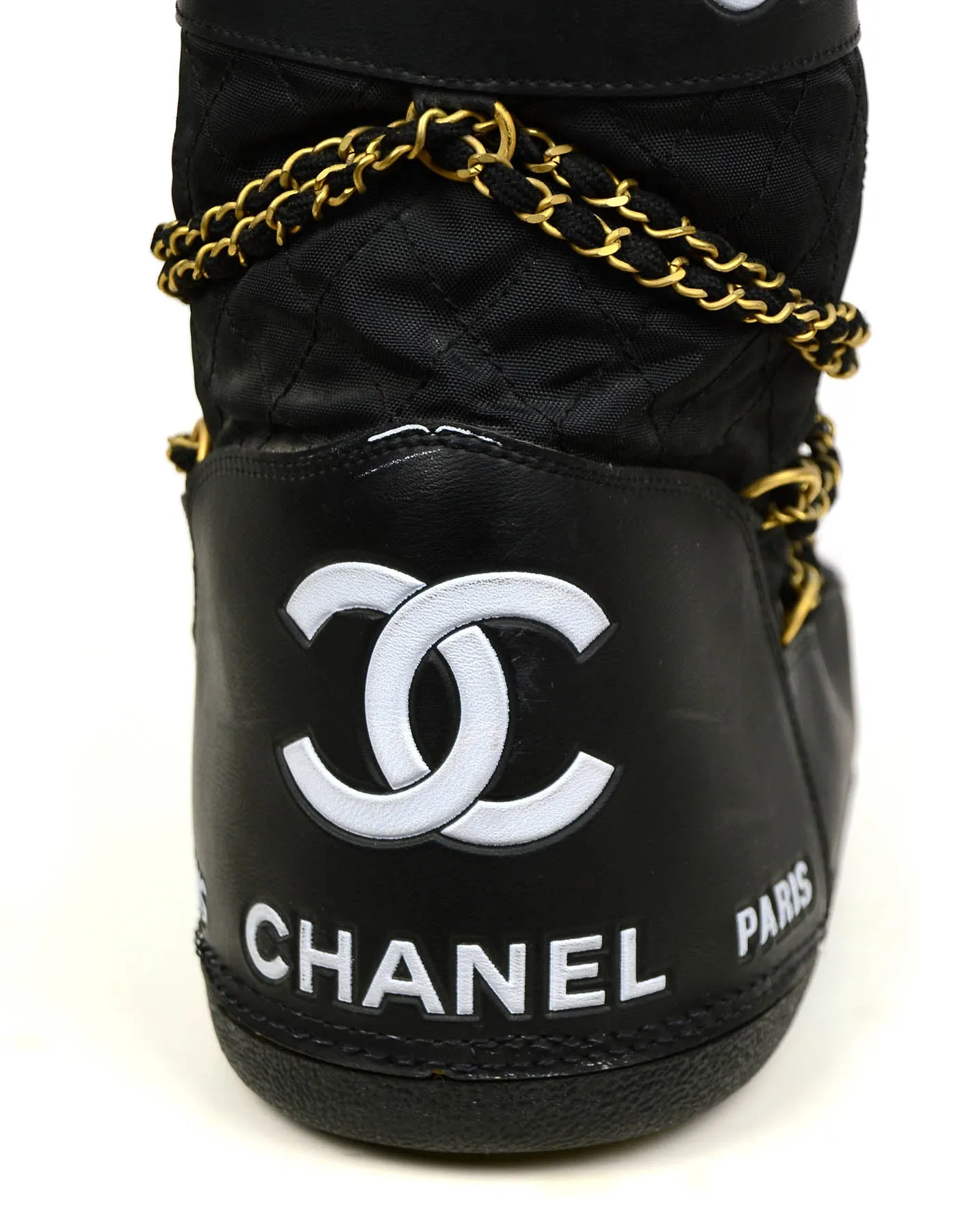 Chanel Iconic 90’s Vintage Moon Boots sz 41-43