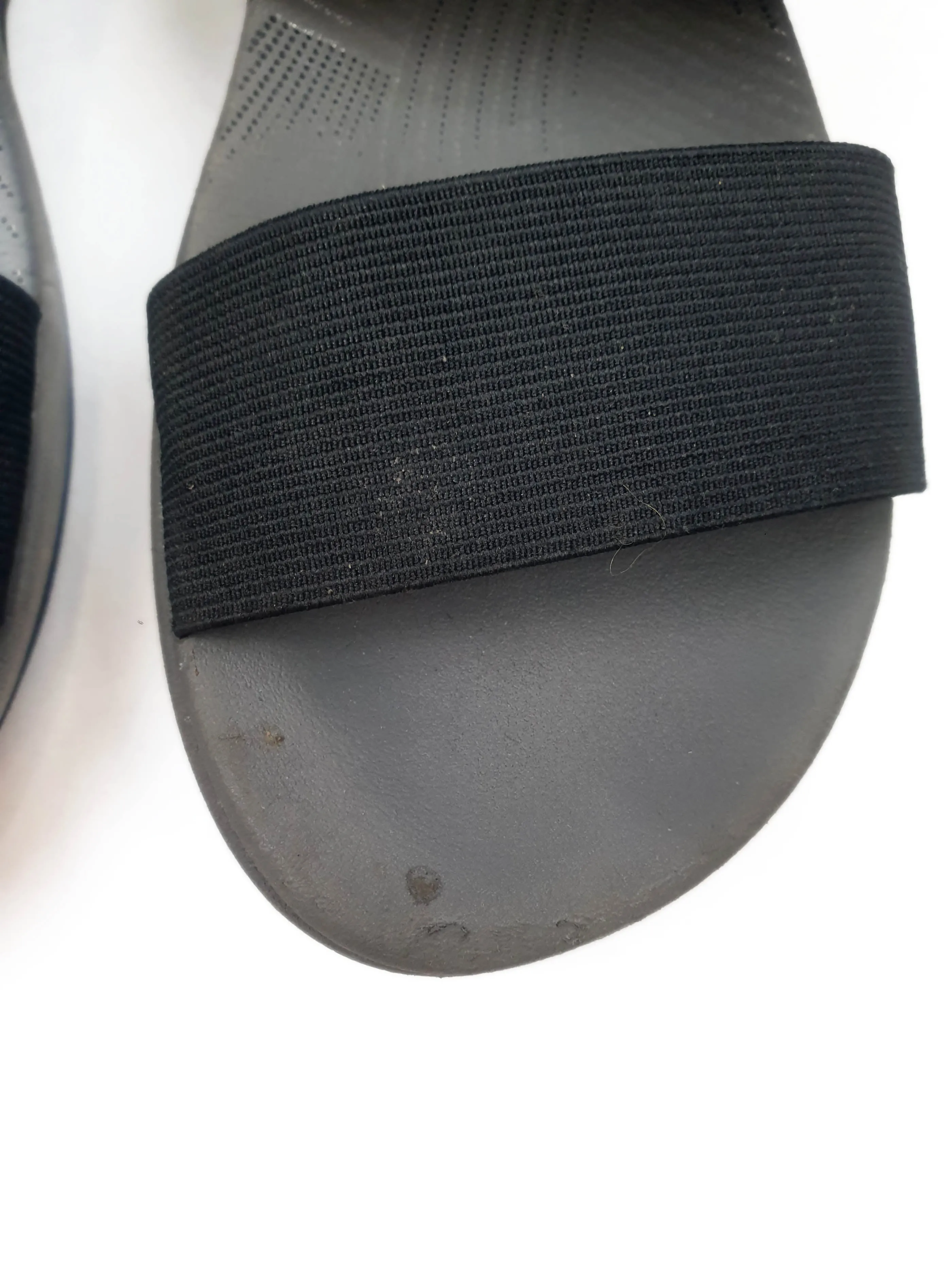 Clarks black shoes size 7.38