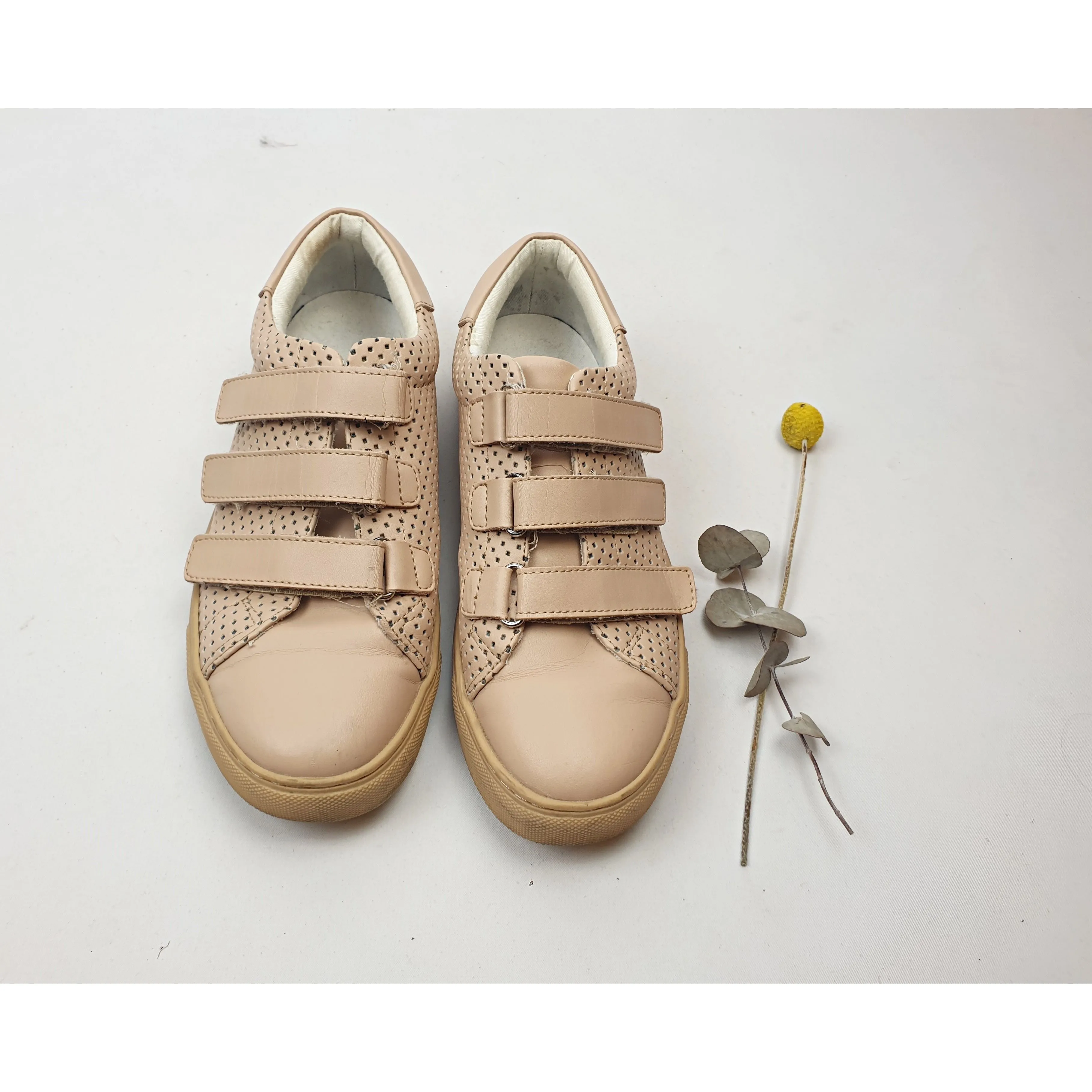 Country Road Dusty pink leather shoes with adjustable velcro front straps size 37