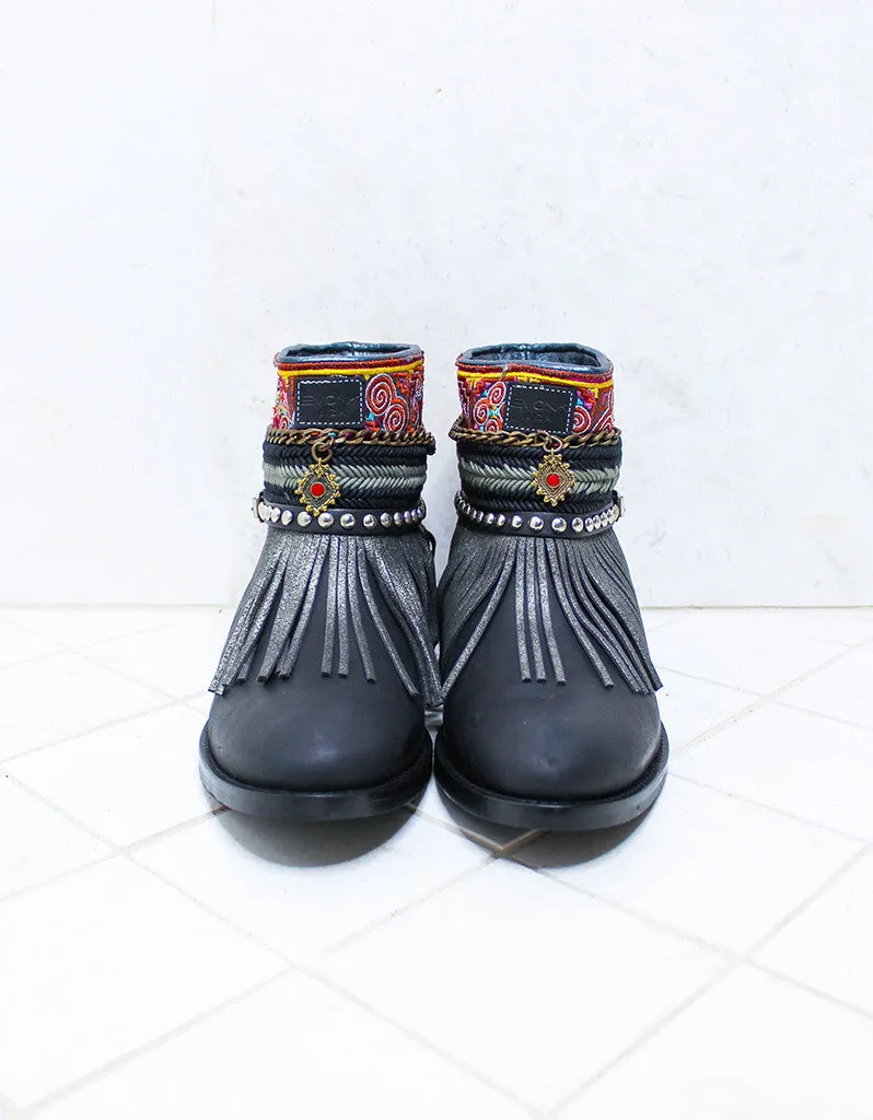 Custom Made Boho Boots in Black | SIZE 41
