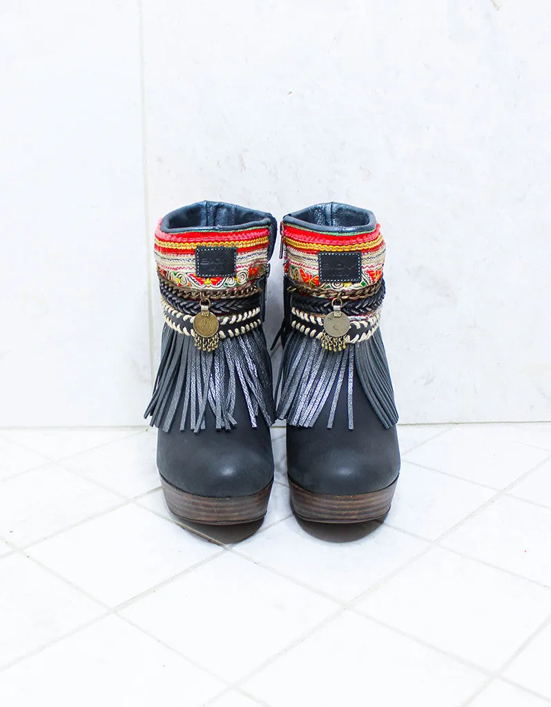 Custom Made High Heel Boho Boots in Black | SIZE 38