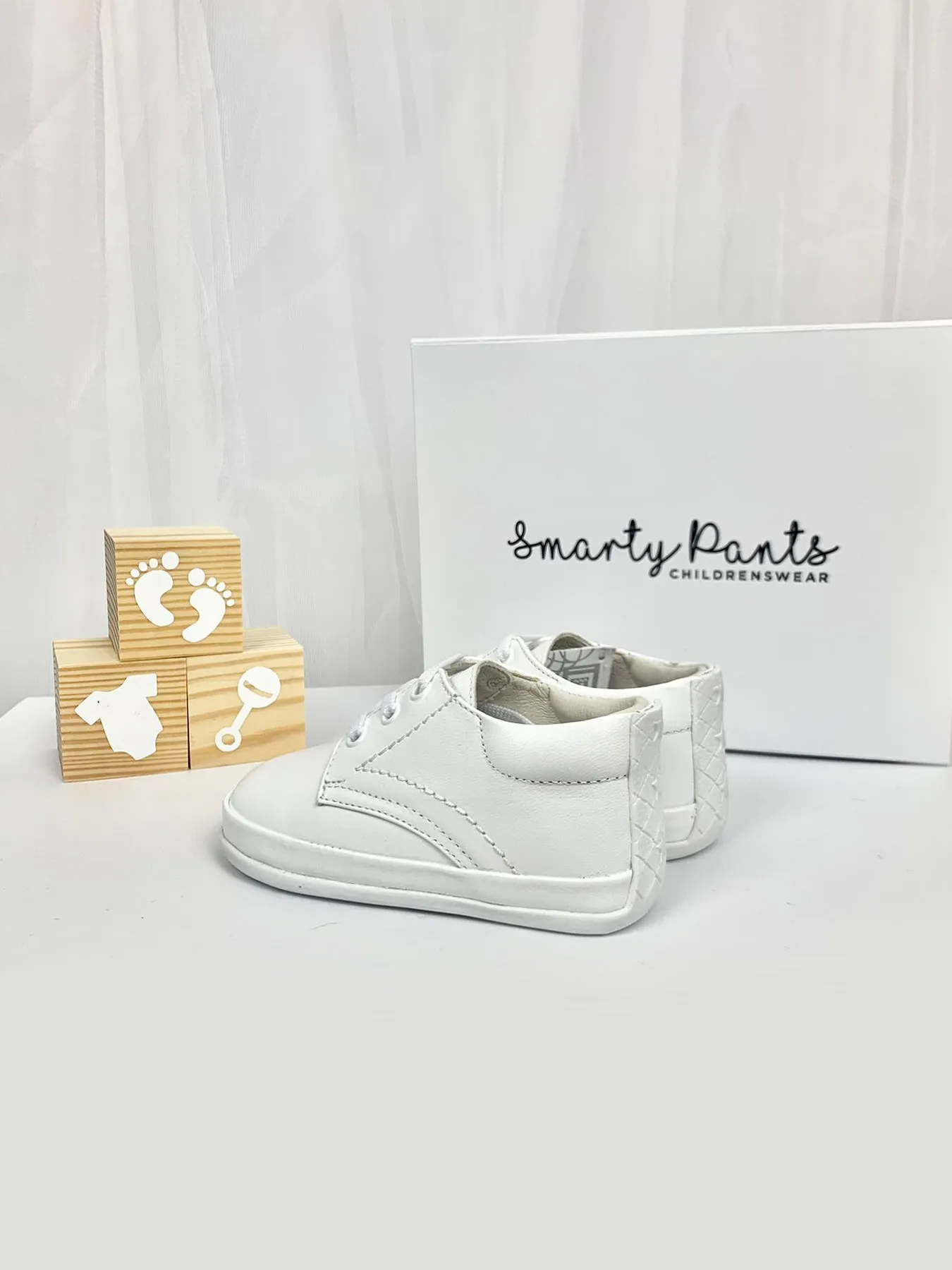 Denver Shoe - White