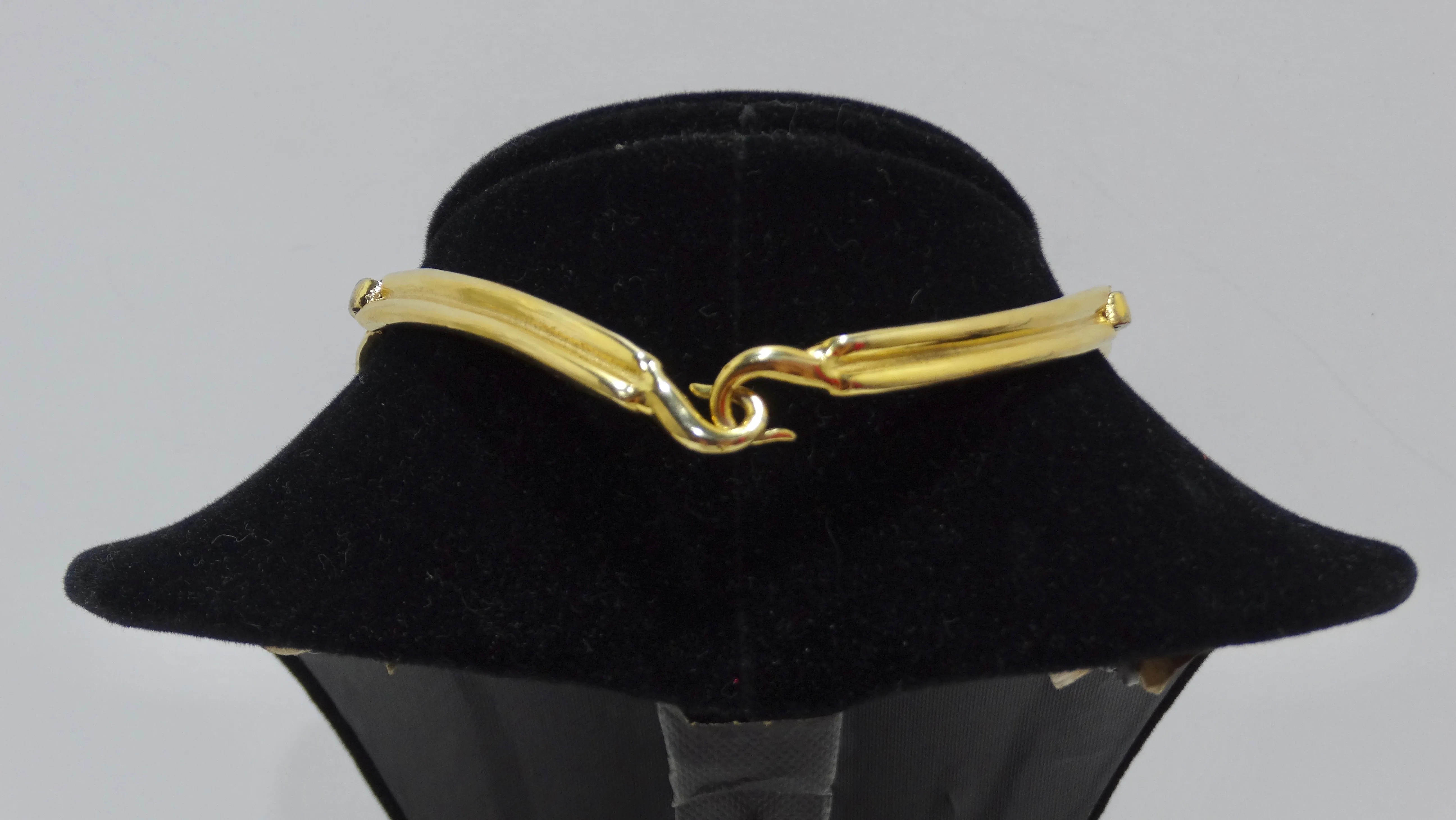 Donald Stannard Knot Choker Necklace