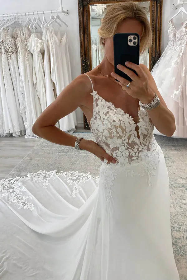 Elegant A-Line Spaghetti Straps V-Neck Lace Appliques Wedding Dress TN361