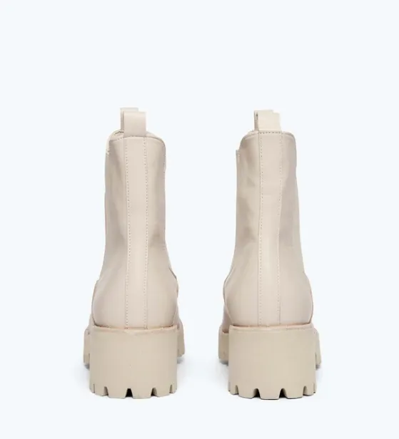 Freda Salvador BROOKE RAIN RESISTANT BOOT- Cream