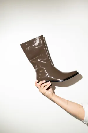 Jackie Boot in Glossy Coffee