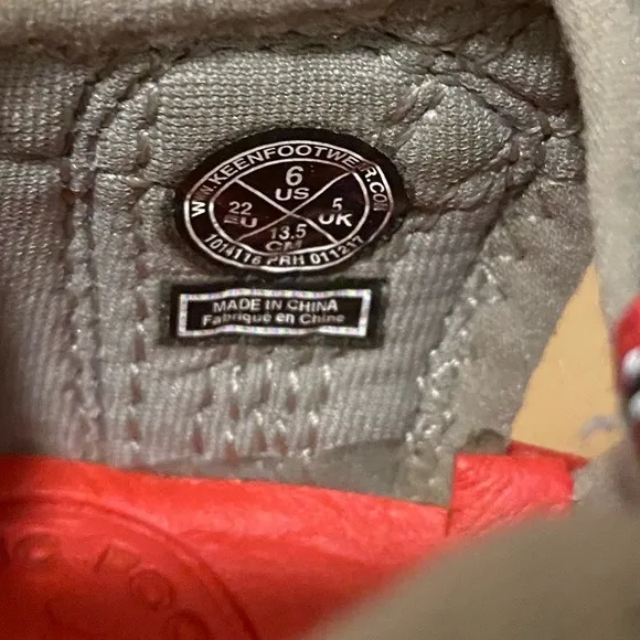 Keen toddler shoes. BRAND NEW