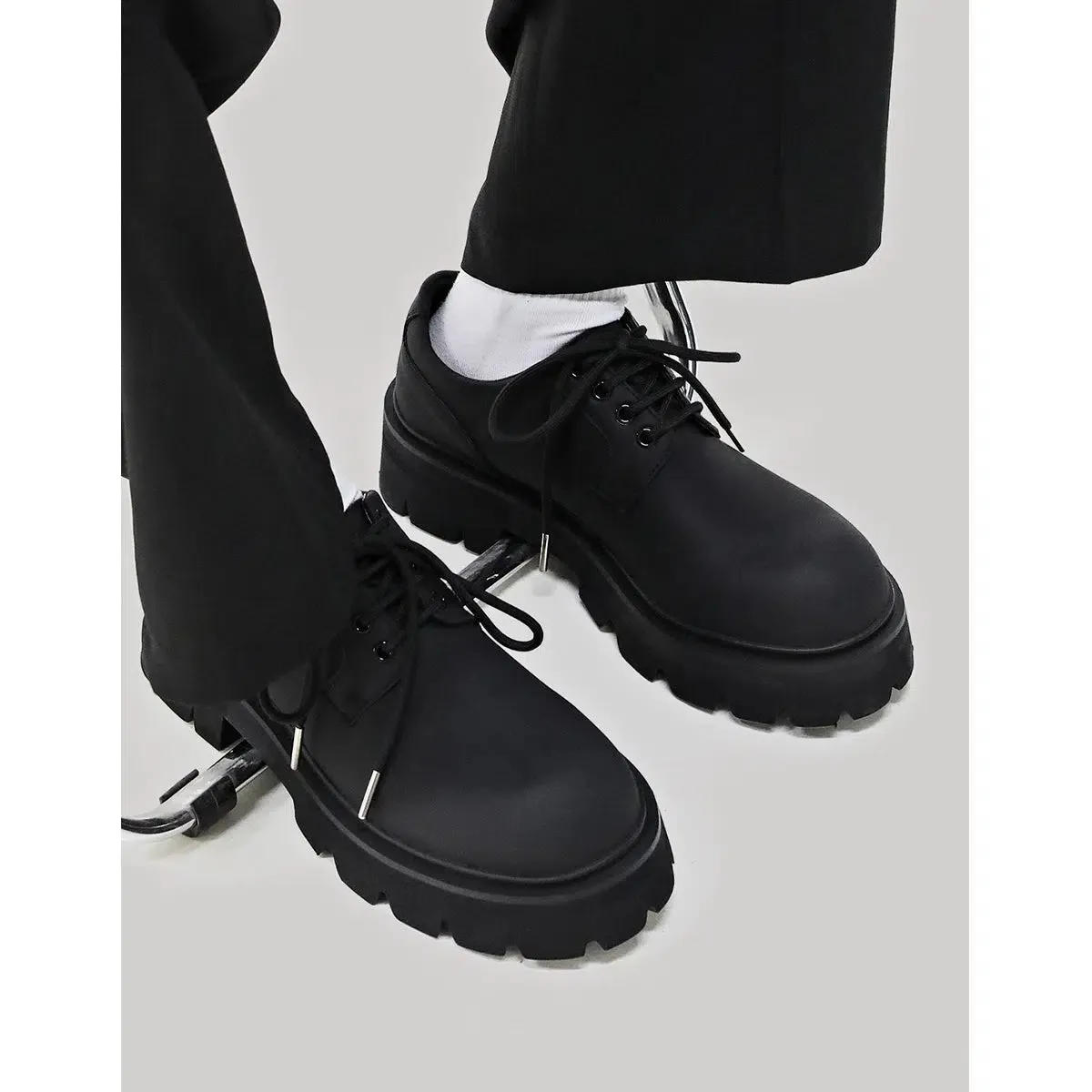 Lace-Up Chunky Sole Casual Shoes