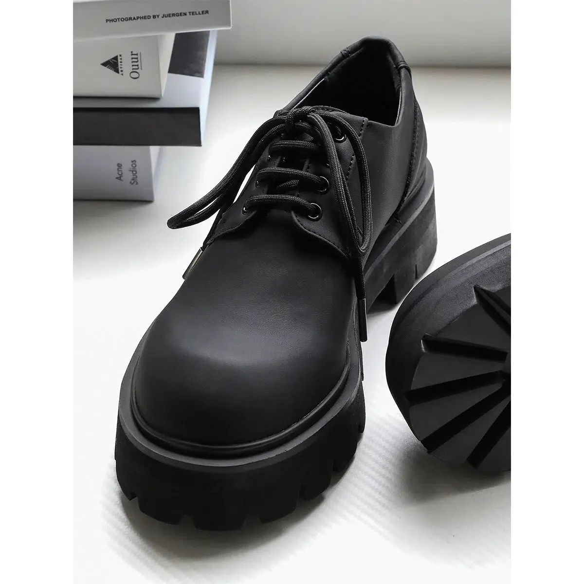 Lace-Up Chunky Sole Casual Shoes