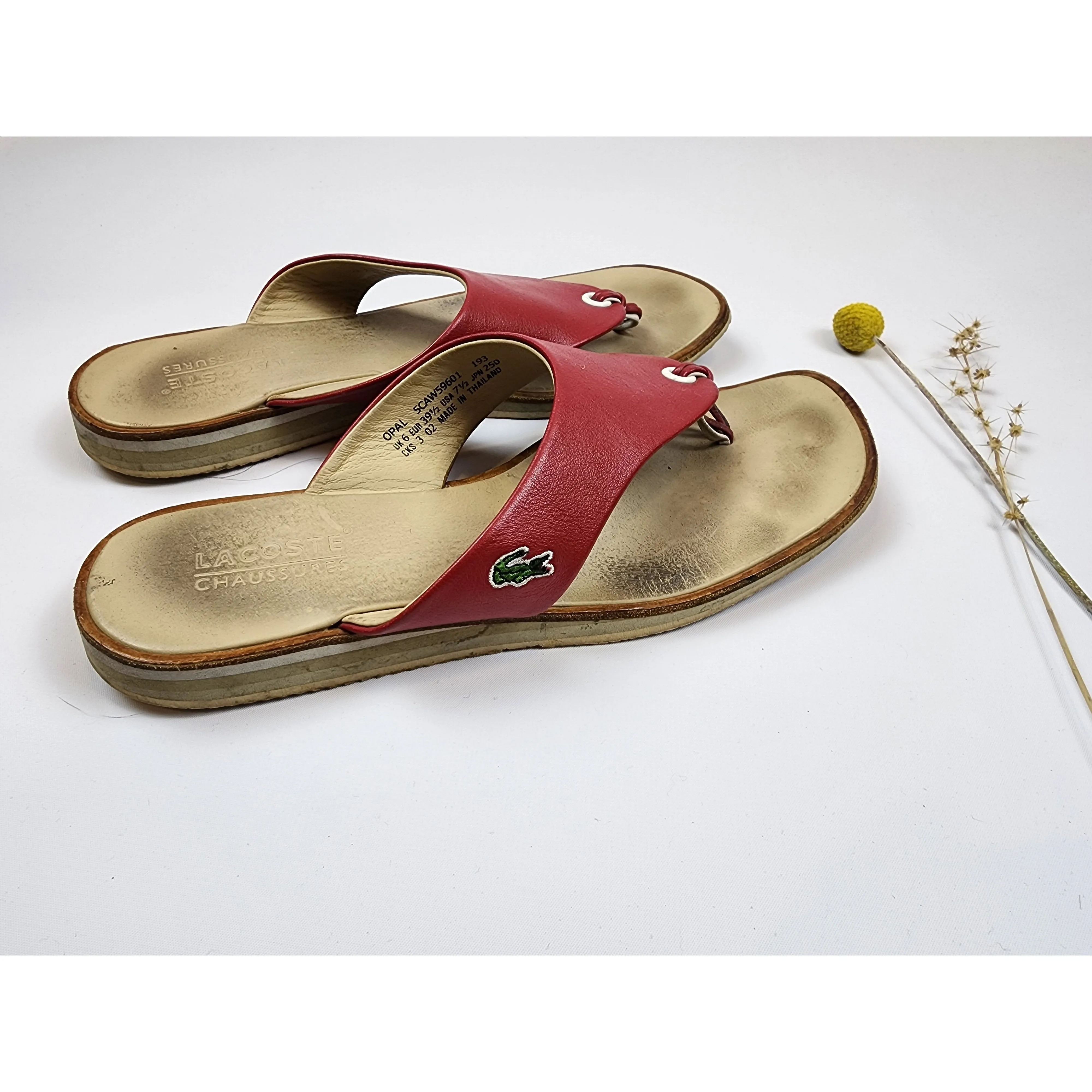 Lacoste red leather thongs "Opal" style size 39.5