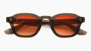LOGOS-Umber / Gradient Amber