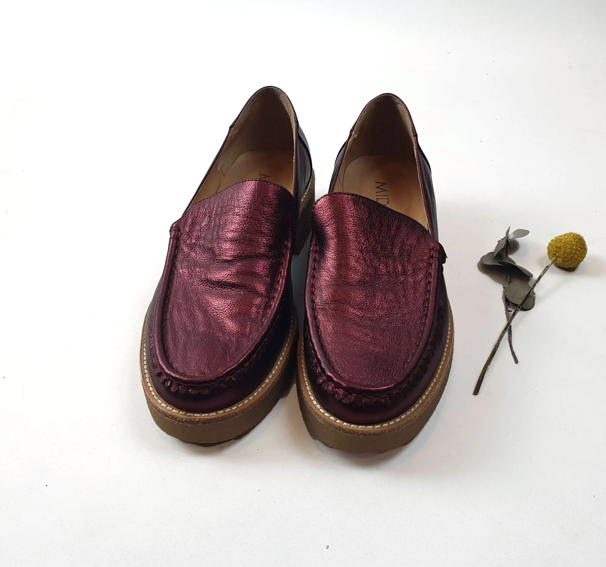 Midas "Freight" metalic red slip on shoes size 39