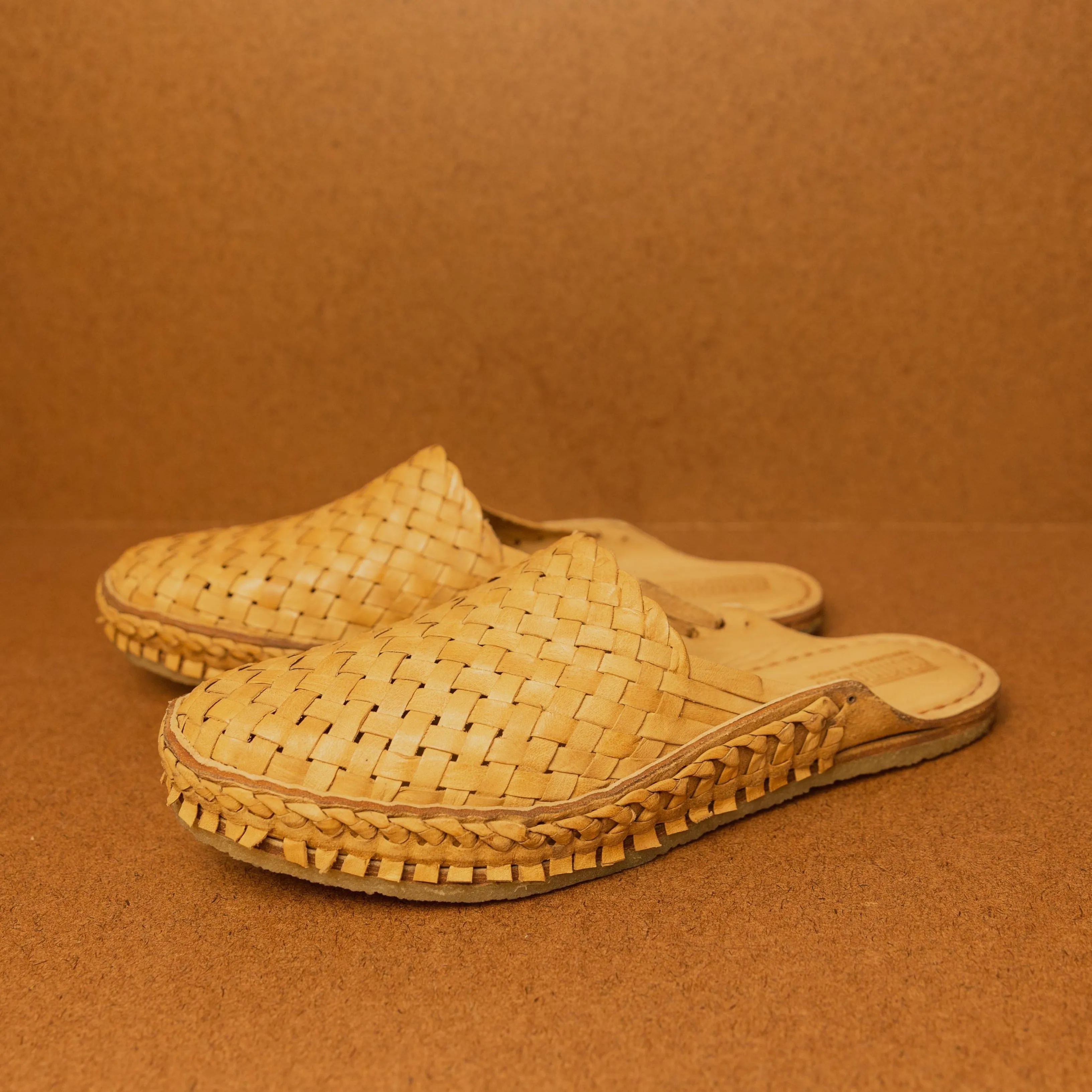 Mohinders Men's Woven City Slippers in Honey