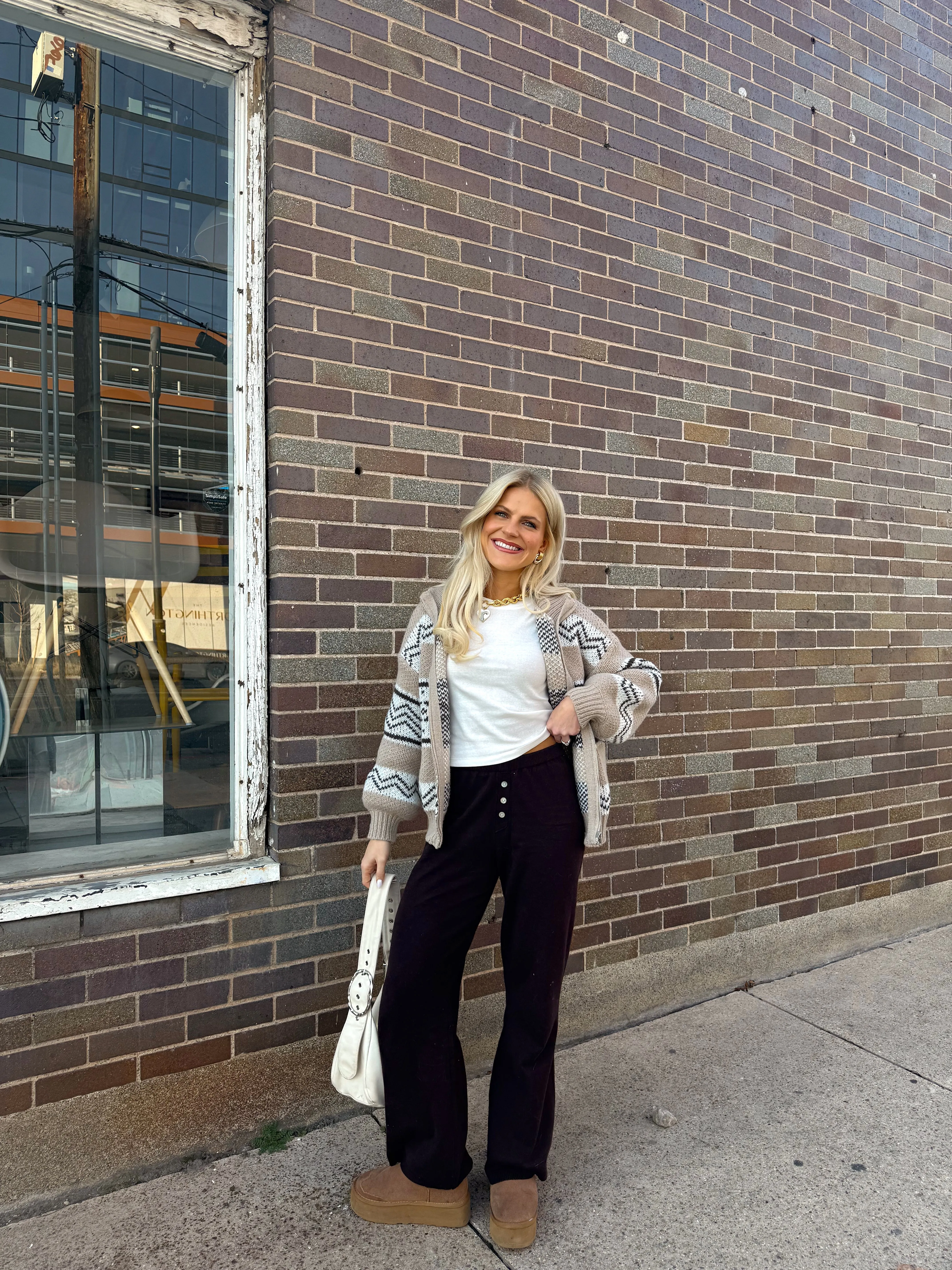 Mountain Mems Cardigan