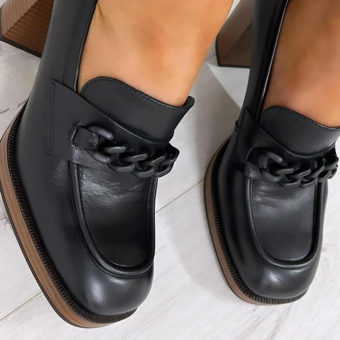 NeroGiardini Black Leather Platform Shoes