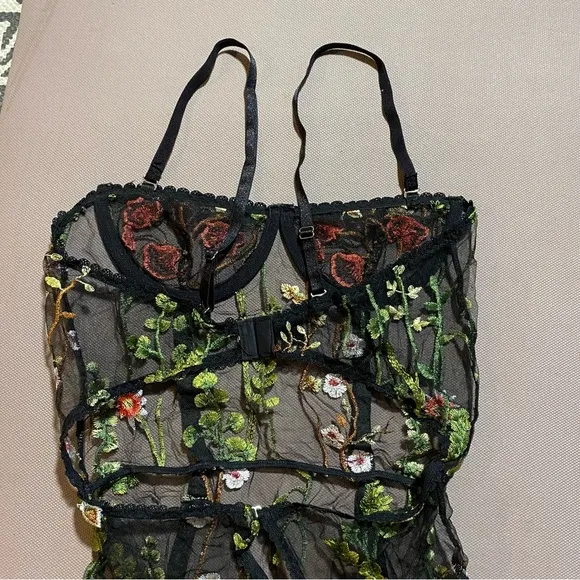 NEW Embroidered Floral Mesh Garden Luxury Lingerie Peekaboo Lace Bodysuit