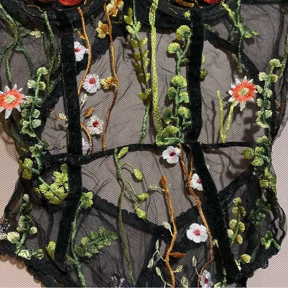 NEW Embroidered Floral Mesh Garden Luxury Lingerie Peekaboo Lace Bodysuit