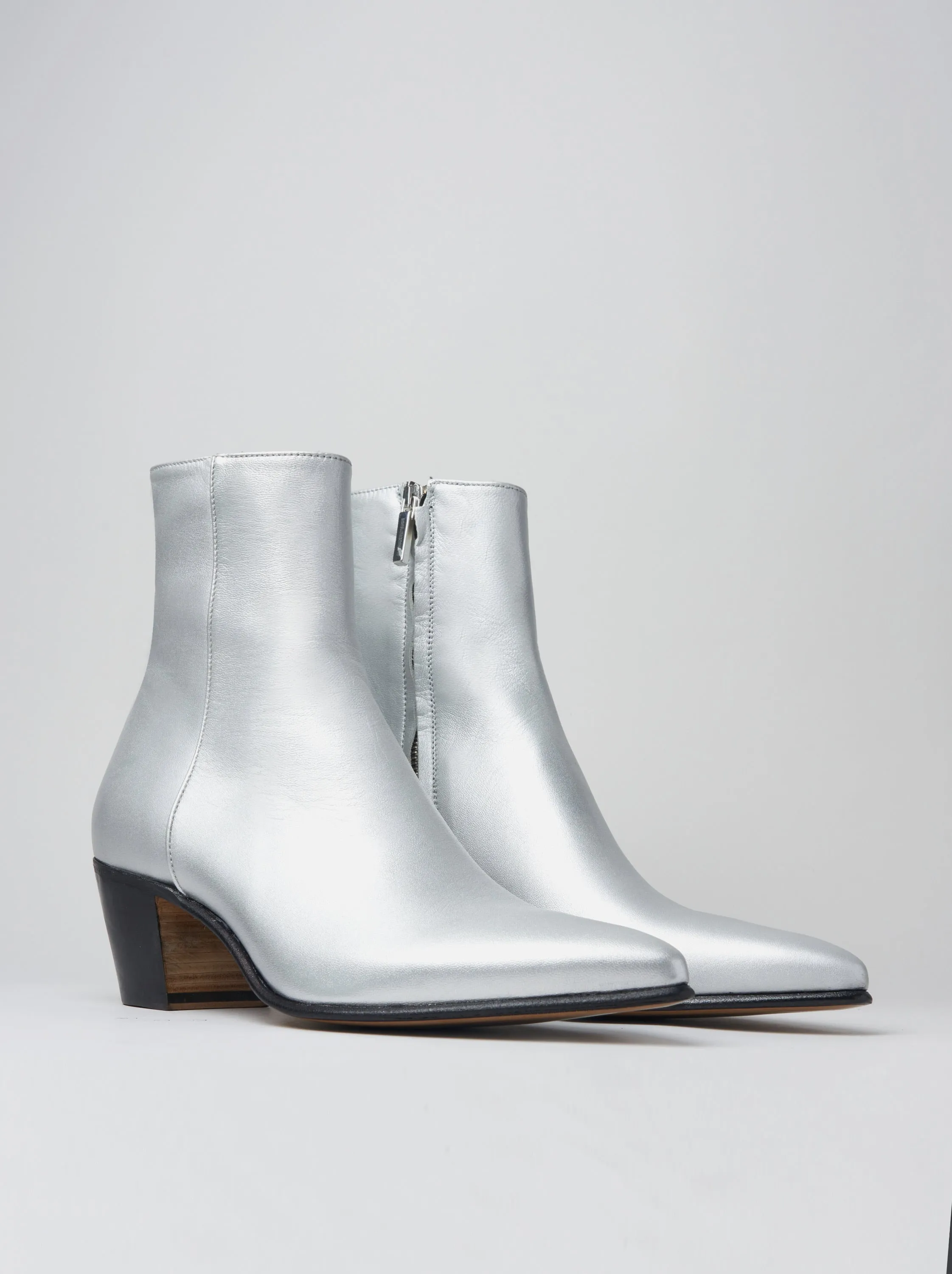 NICO 60MM ANKLE BOOT IN SILVER CALFSKIN