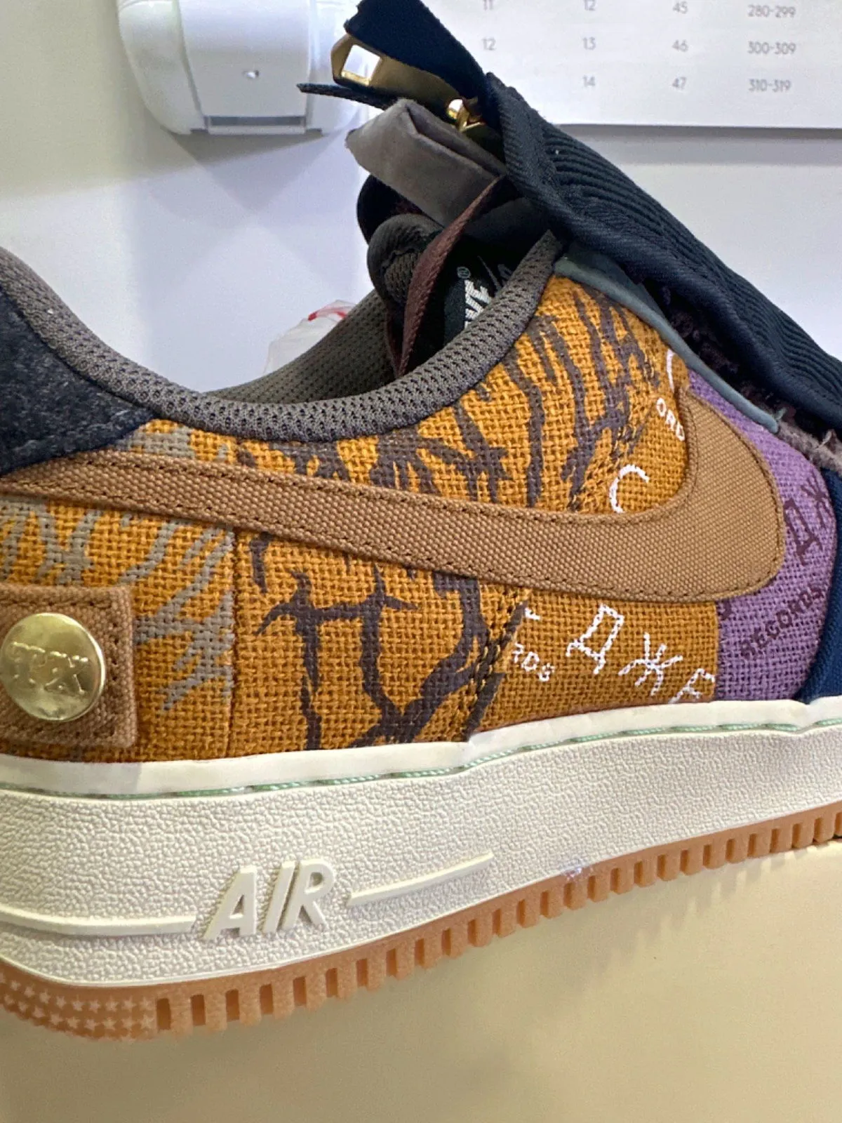 Nike CN2405 Multicolored Travis Scott Air Force 1 Low Cactus Jack Trainers UK 9 👟