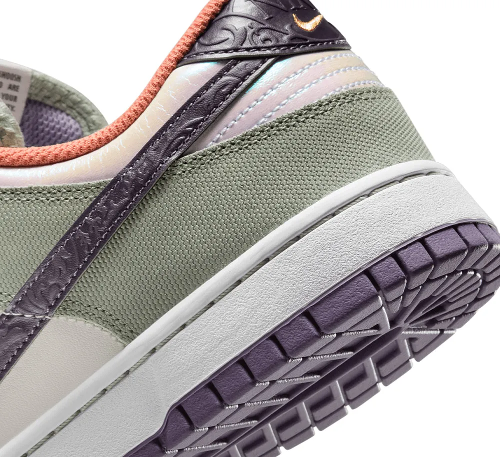 Nike Dunk Low Retro SE