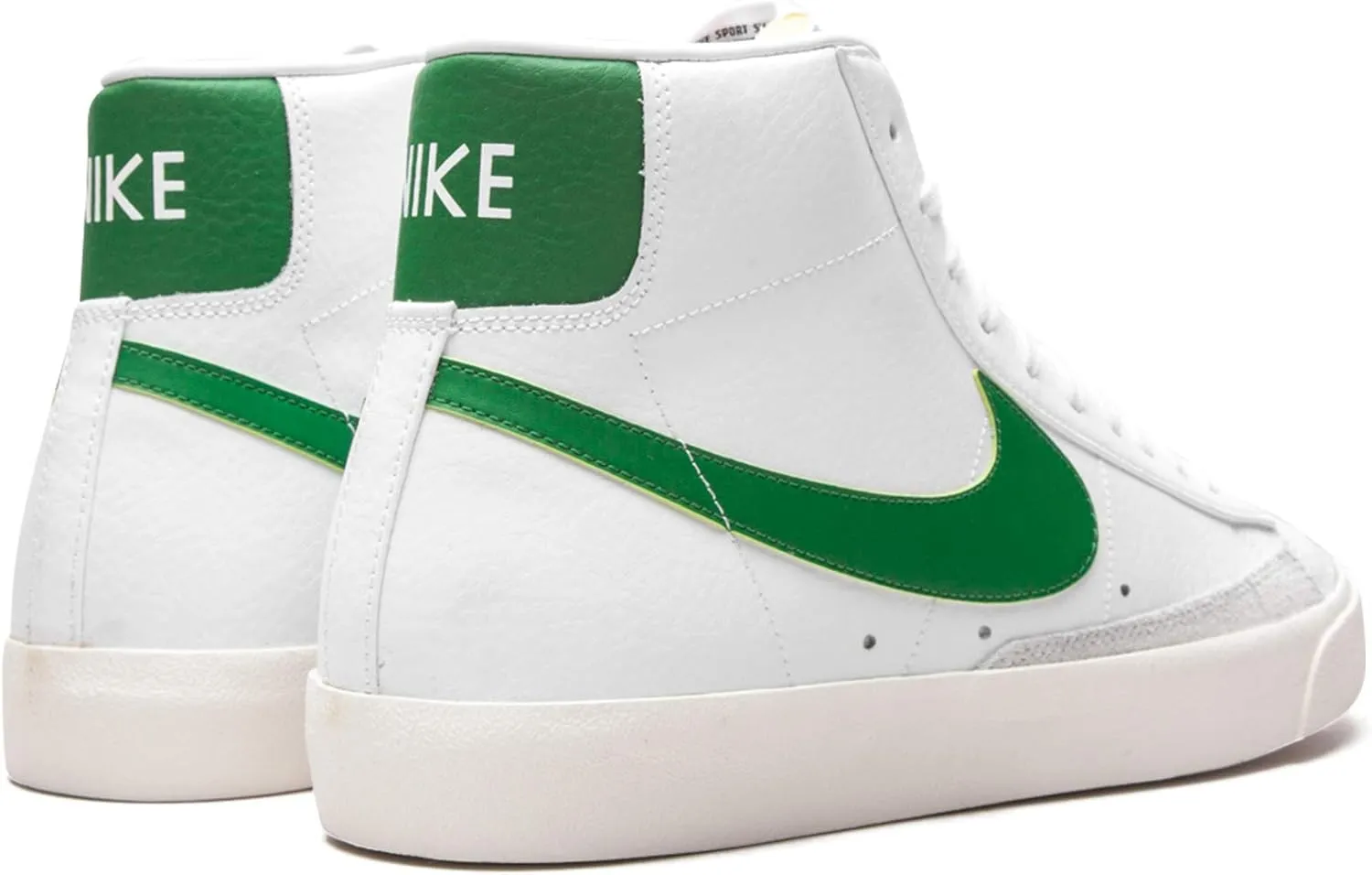 Nike mens Blazer Mid 77 Vintage