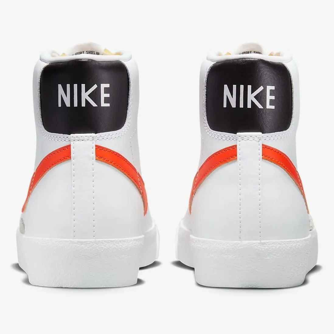 Nike mens Blazer Mid 77 Vintage