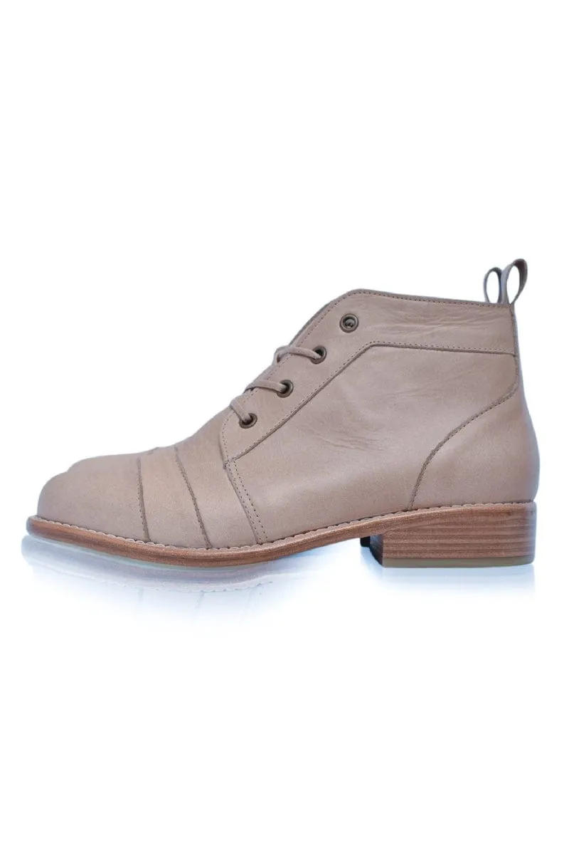 Passage Lace Up Boots in Vintage Beige