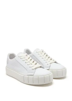 Primury Dyo White