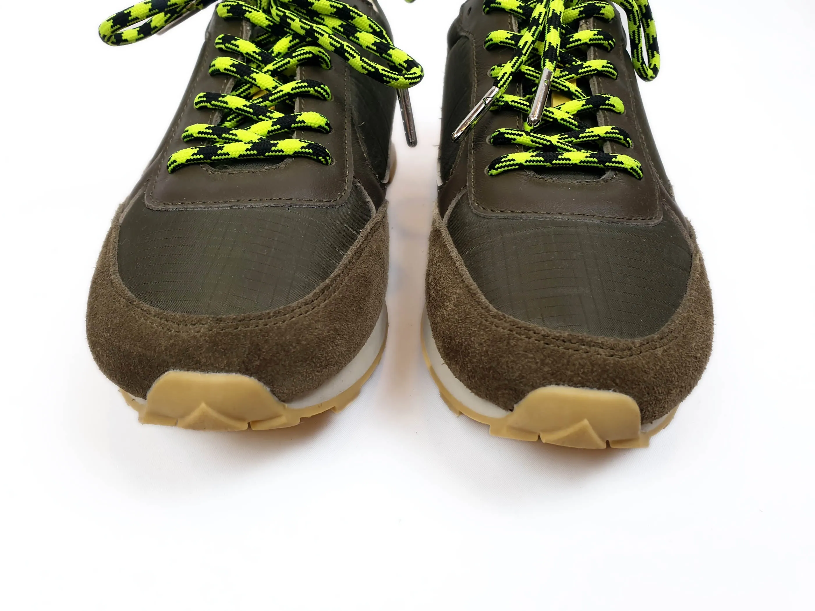 Radical yes olive green yes bananas retro sneaker size 39