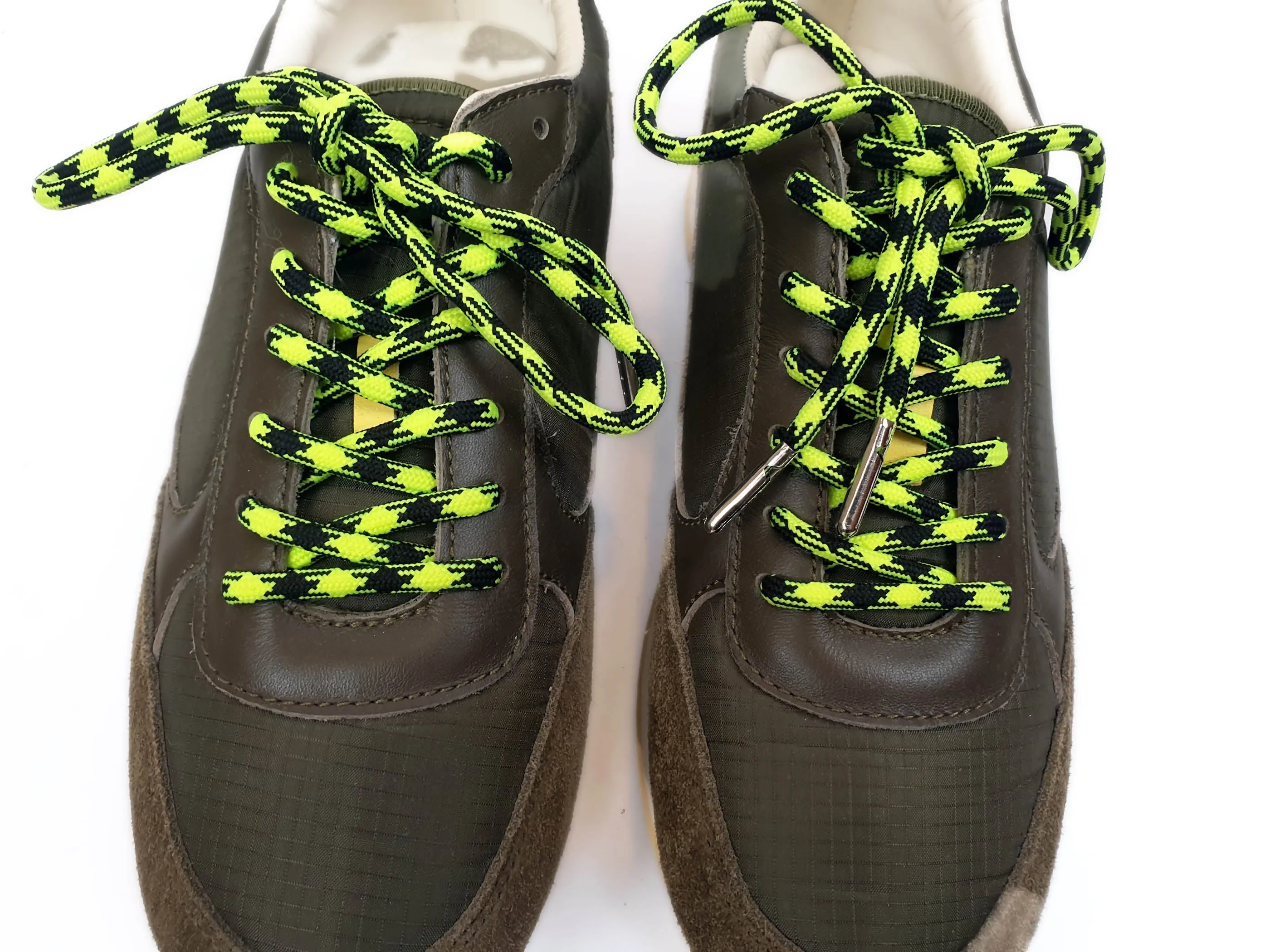 Radical yes olive green yes bananas retro sneaker size 39
