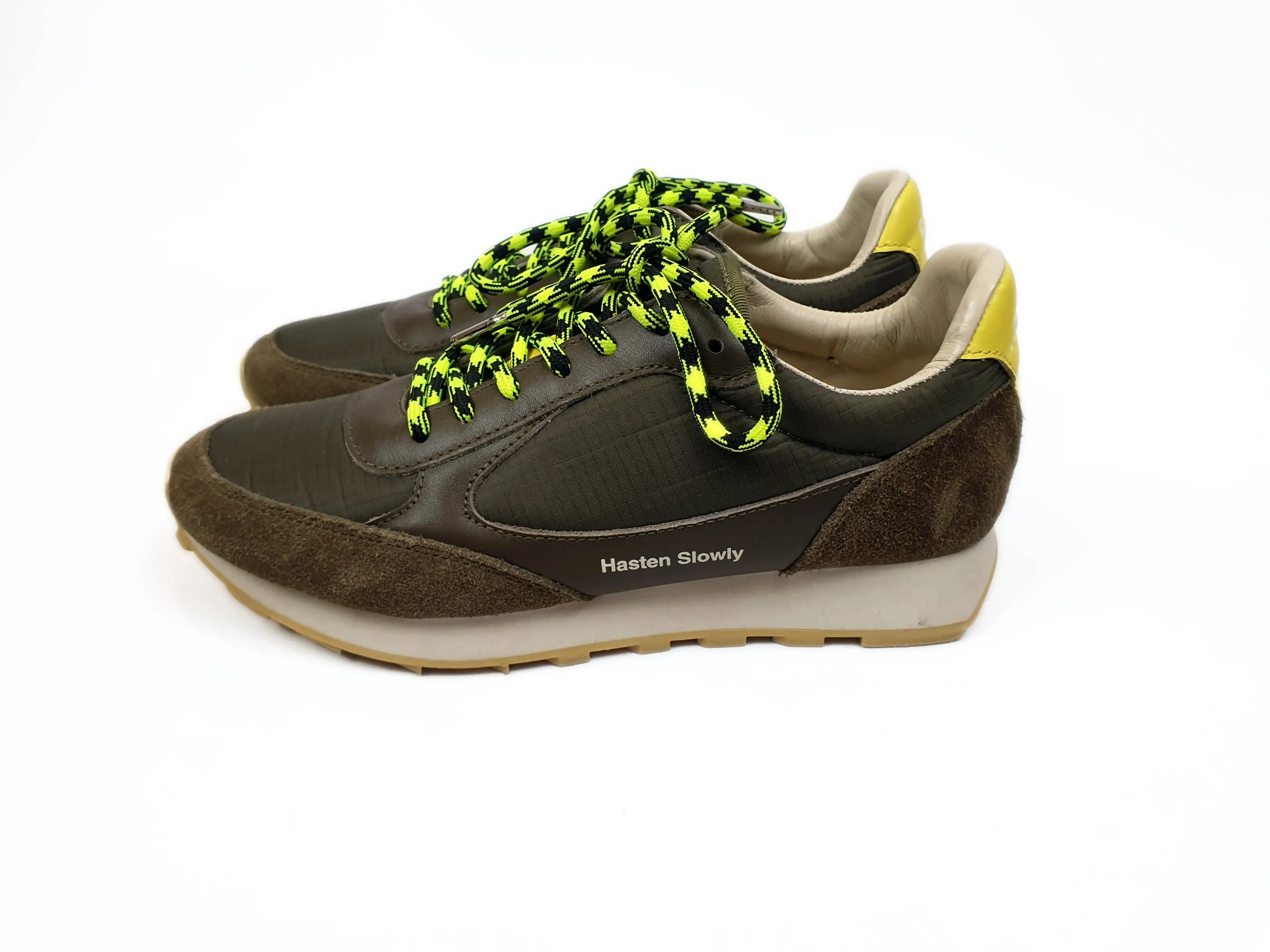 Radical yes olive green yes bananas retro sneaker size 39
