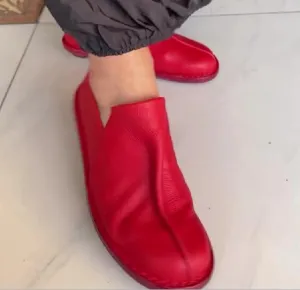 Red leather soft sole shoes