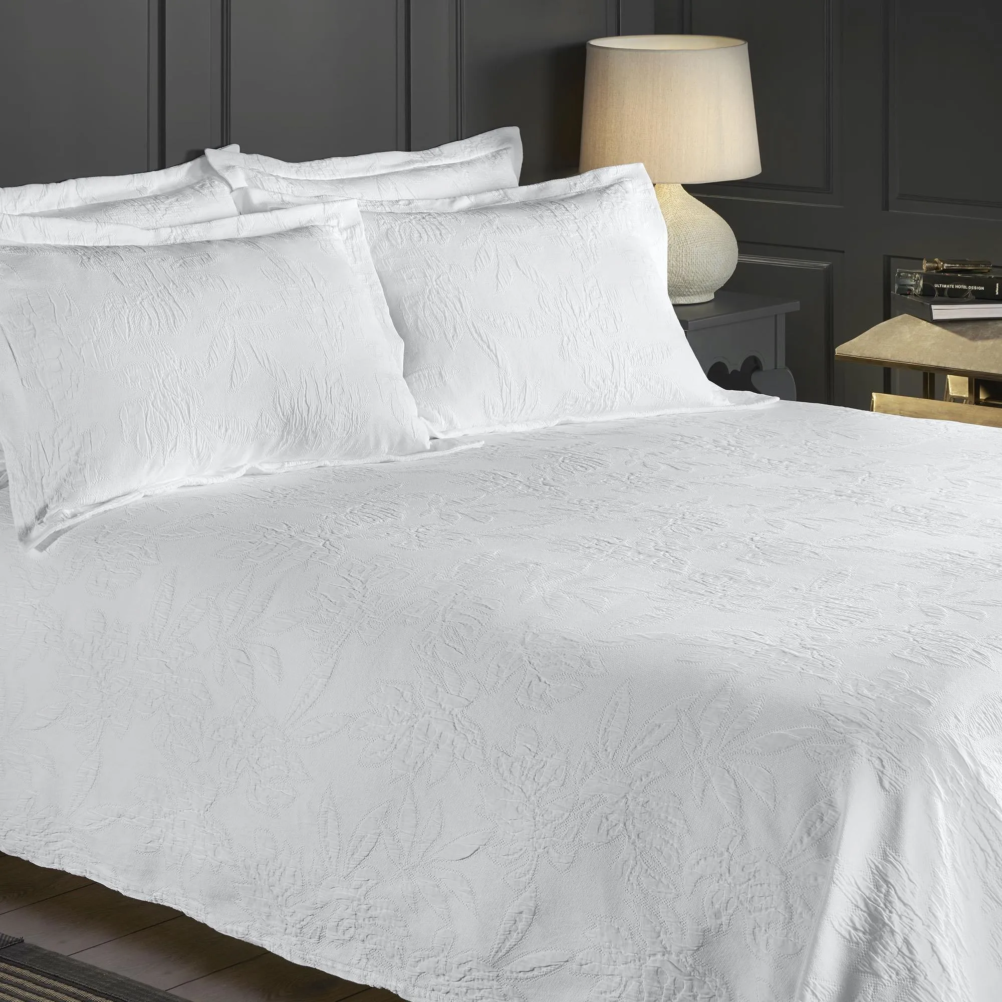 Richmond Woven Bedspread - White