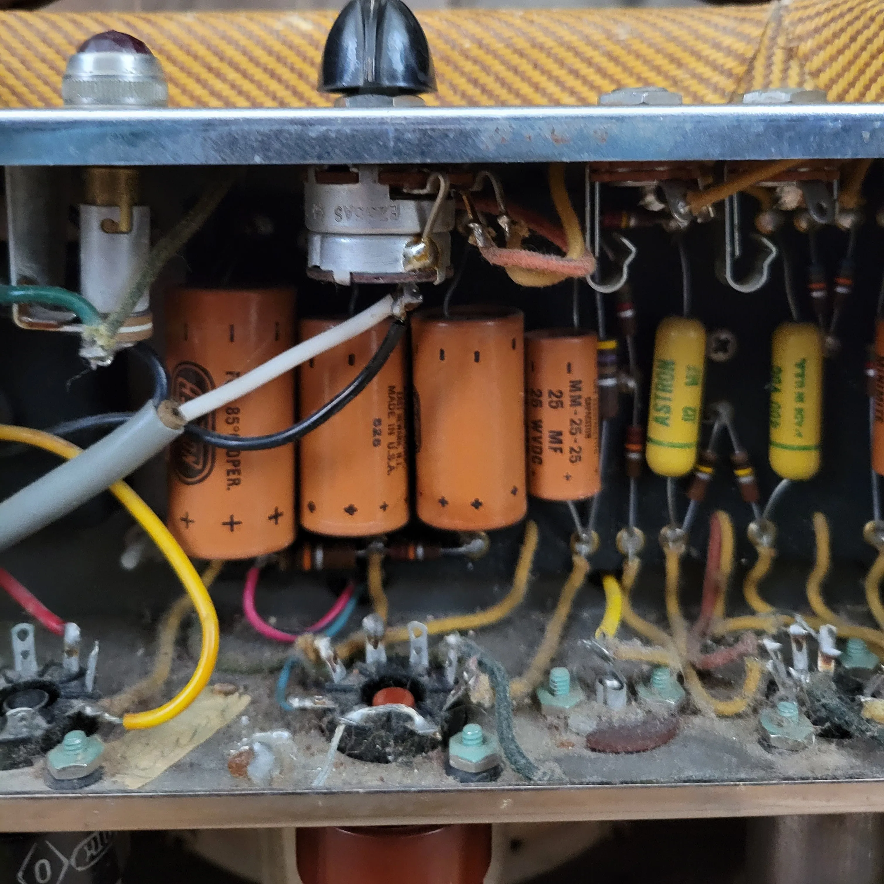 SOLD - Fender Champ 5F1 Tweed - 1958