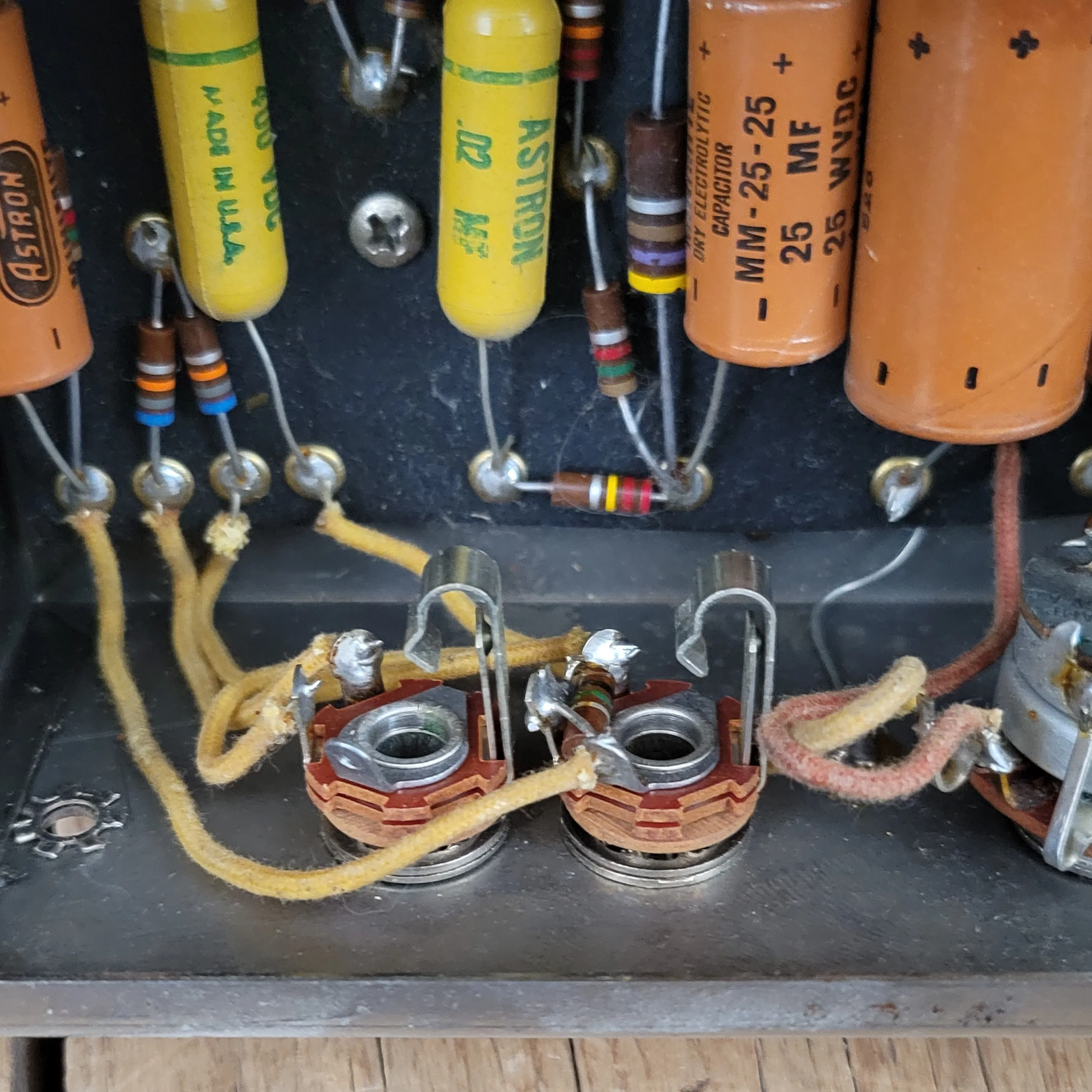 SOLD - Fender Champ 5F1 Tweed - 1958